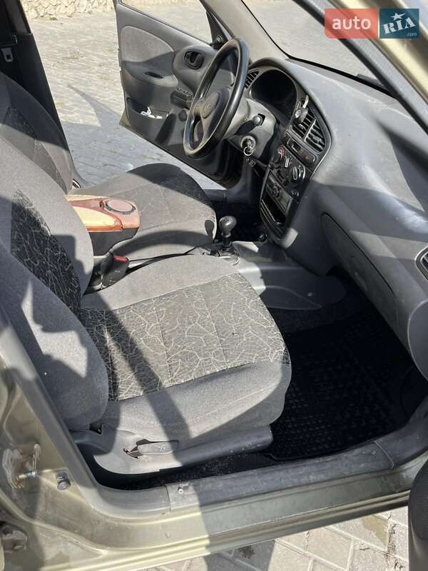 Седан Daewoo Sens 2004 в 