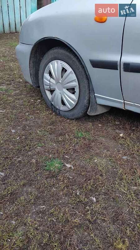 Седан Daewoo Sens 2005 в Радехові