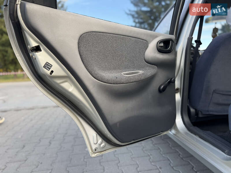 Седан Daewoo Sens 2005 в Звягеле