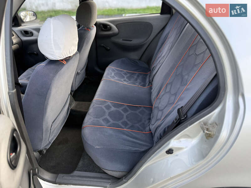 Седан Daewoo Sens 2005 в Звягеле
