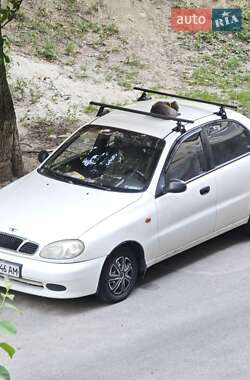 Седан Daewoo Sens 2001 в Мошнах