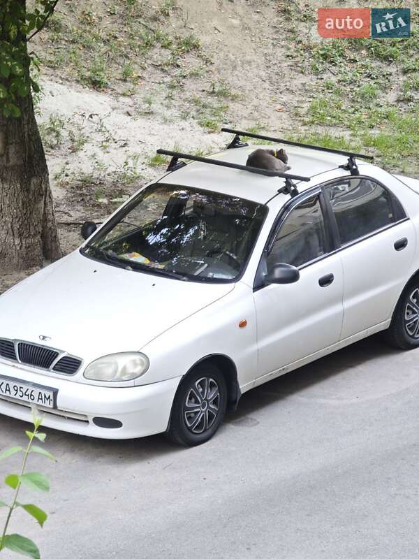 Седан Daewoo Sens 2001 в Мошнах