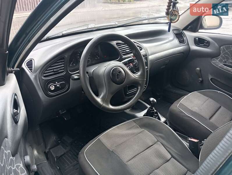 Седан Daewoo Sens 2003 в Миколаєві
