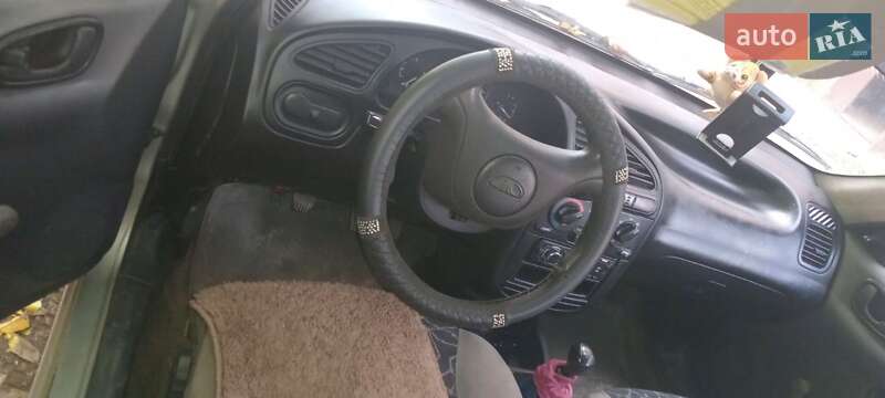 Седан Daewoo Sens 2004 в Хусті