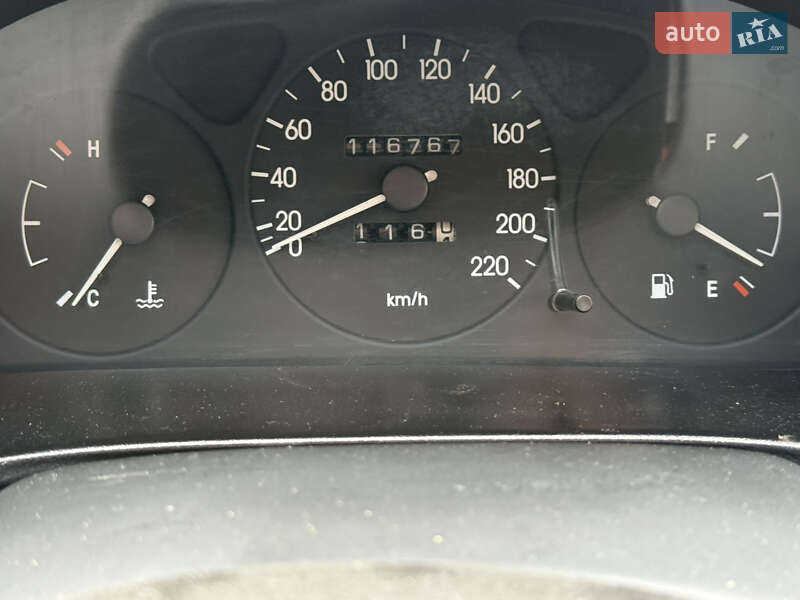 Седан Daewoo Sens 2006 в Дніпрі