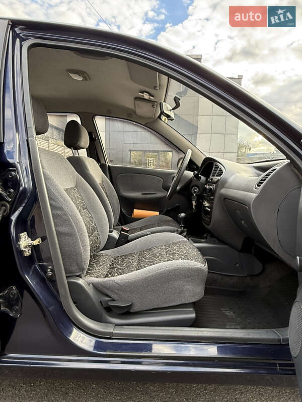 Седан Daewoo Sens 2006 в Дніпрі