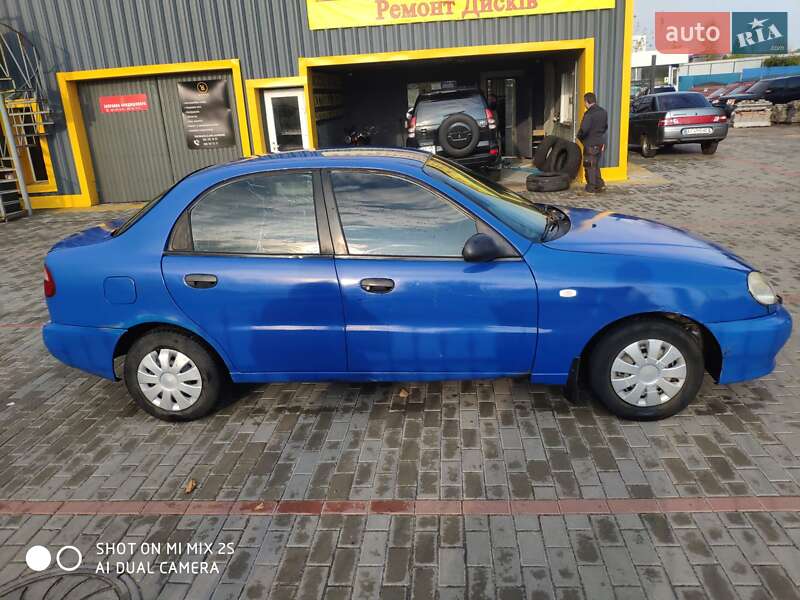 Седан Daewoo Sens 2004 в Киеве