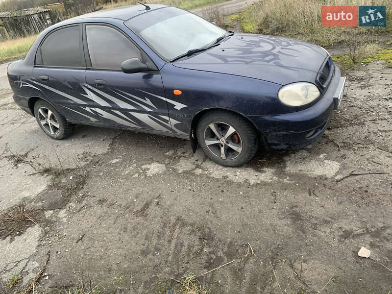 Седан Daewoo Sens 2005 в Макарові