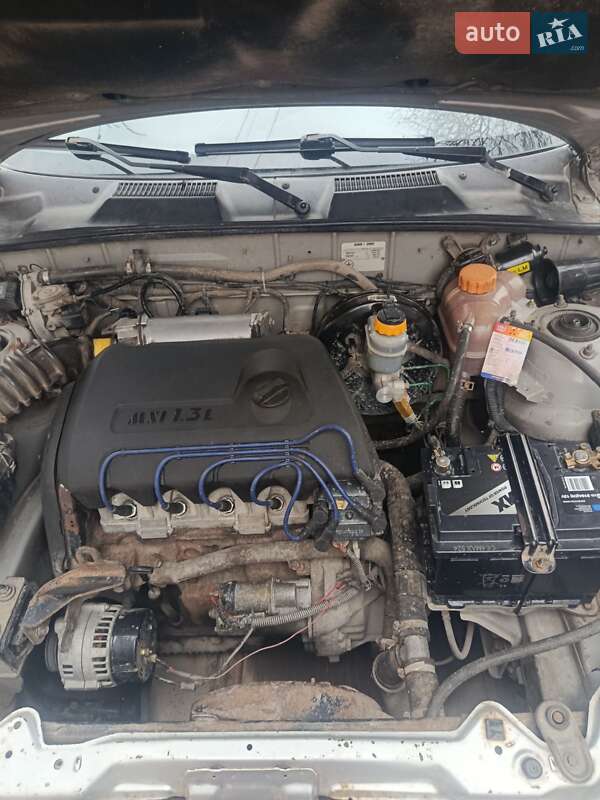 Седан Daewoo Sens 2003 в Хмельницькому