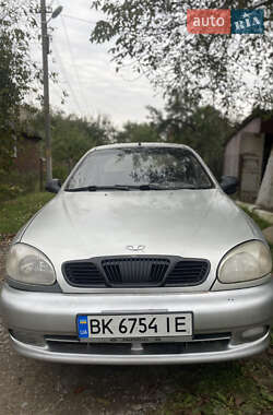 Седан Daewoo Sens 2004 в Рівному