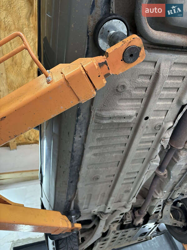 Седан Daewoo Sens 2005 в Дрогобичі