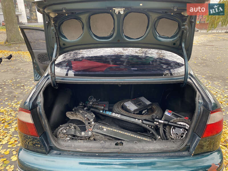 Седан Daewoo Sens 2004 в Тернополі