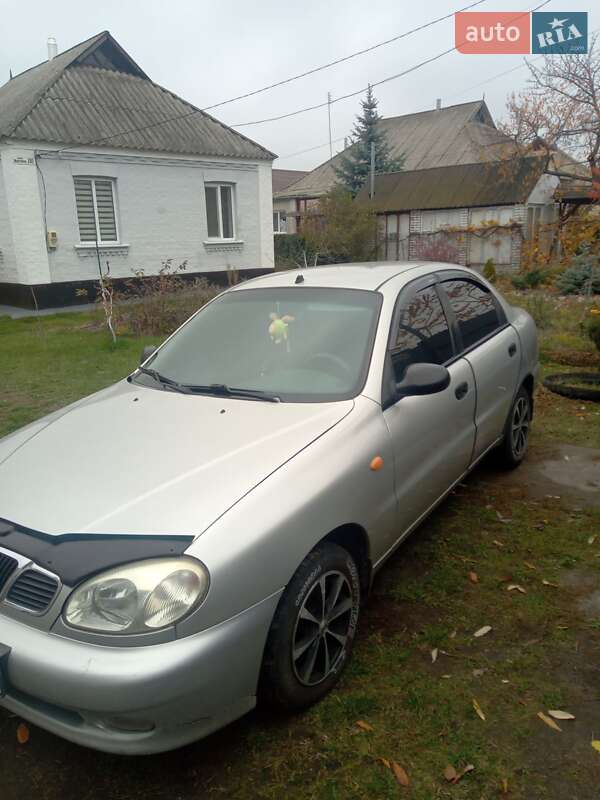 Седан Daewoo Sens 2003 в Рокитному