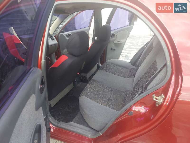 Седан Daewoo Sens 2006 в Николаеве