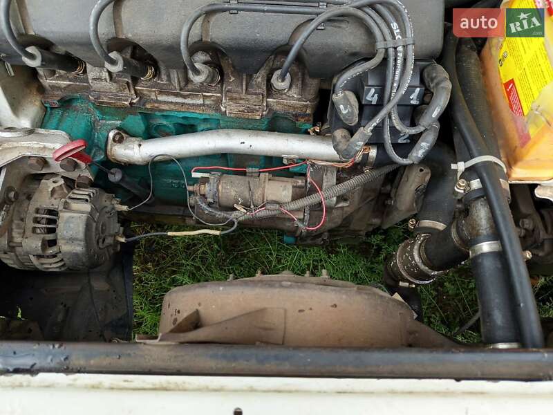 Седан Daewoo Sens 2003 в Валках