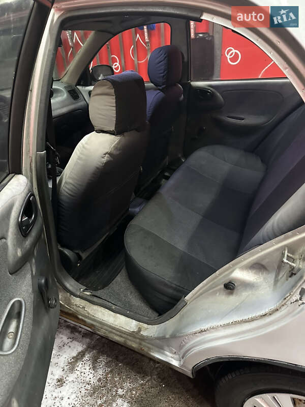 Седан Daewoo Sens 2005 в Киеве