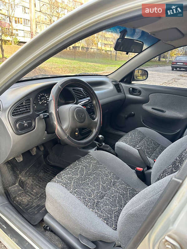 Седан Daewoo Sens 2004 в Кривому Розі