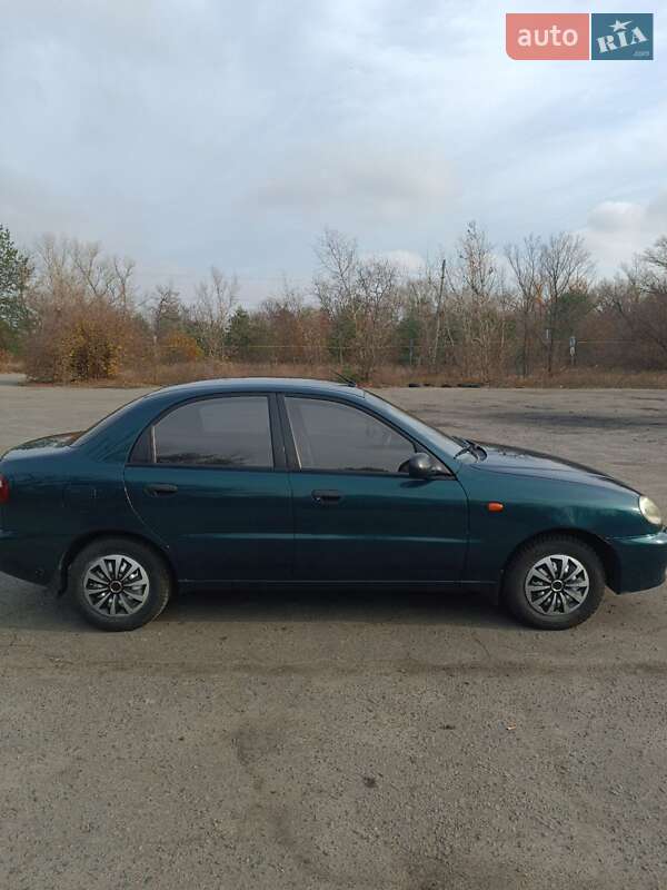 Седан Daewoo Sens 2003 в Дніпрі