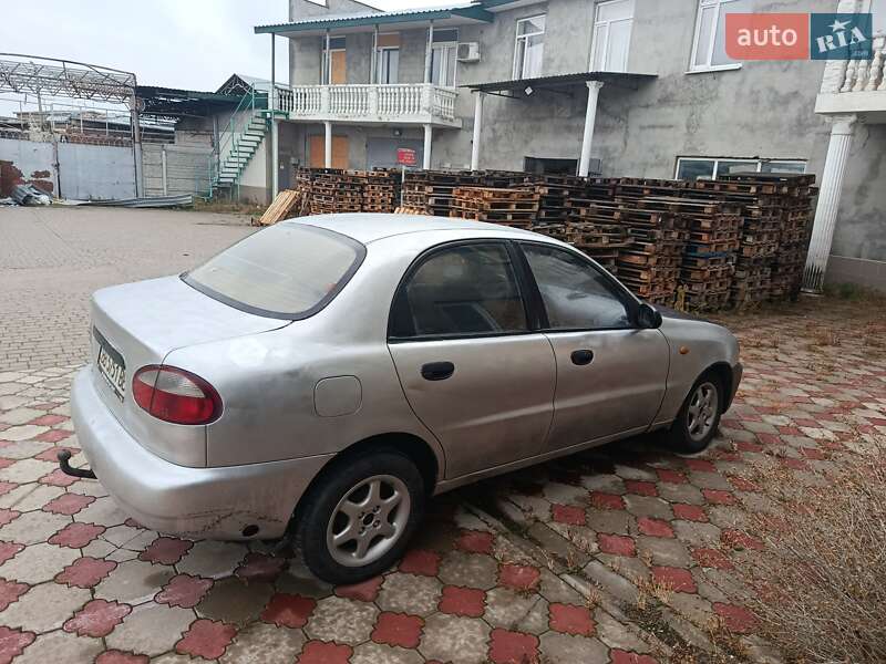 Седан Daewoo Sens 2002 в Херсоні