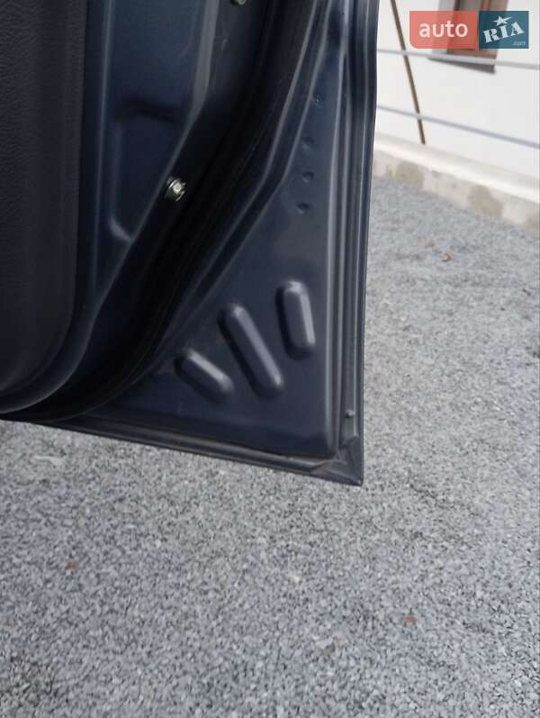 Седан Daewoo Sens 2010 в Рівному