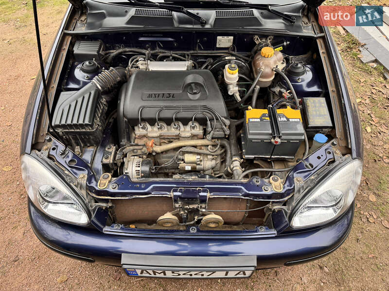 Седан Daewoo Sens 2004 в Іршанському