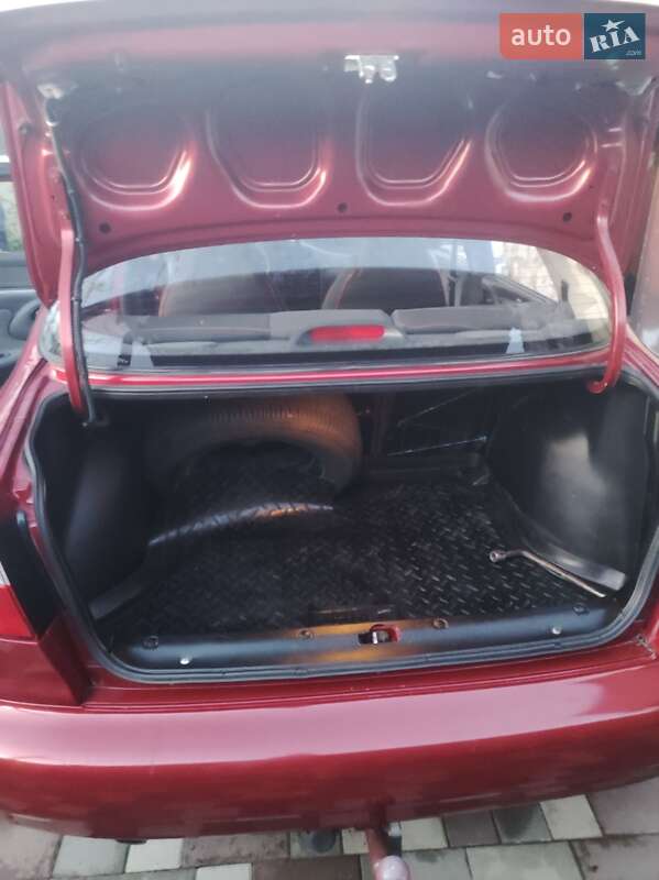 Седан Daewoo Sens 2005 в Дніпрі