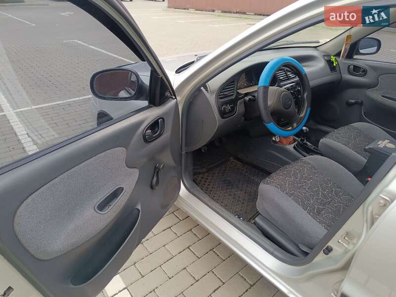 Седан Daewoo Sens 2005 в Черкасах