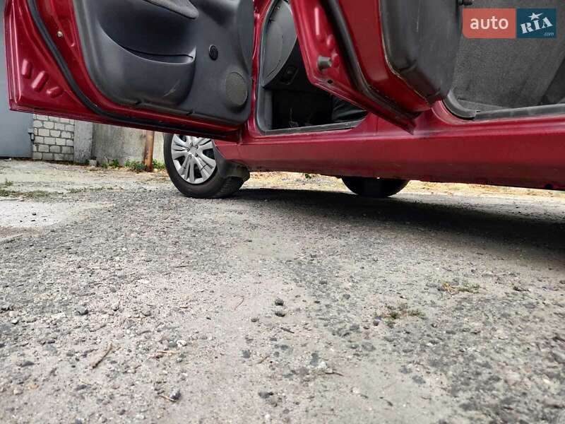 Седан Daewoo Sens 2005 в Запорожье