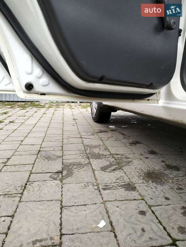 Седан Daewoo Sens 2002 в Ужгороде фото 19 Седан Daewoo Sens 2002 в Ужгороде