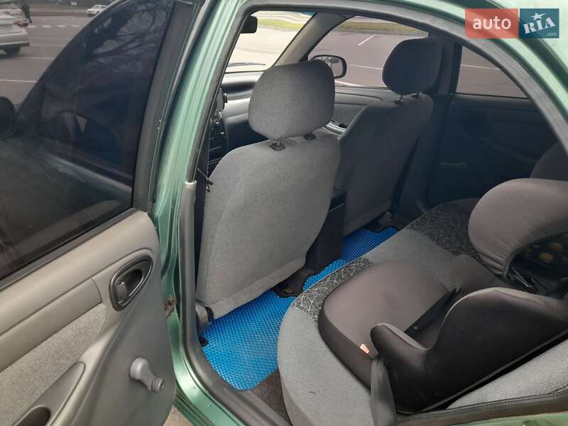 Седан Daewoo Sens 2011 в Вінниці