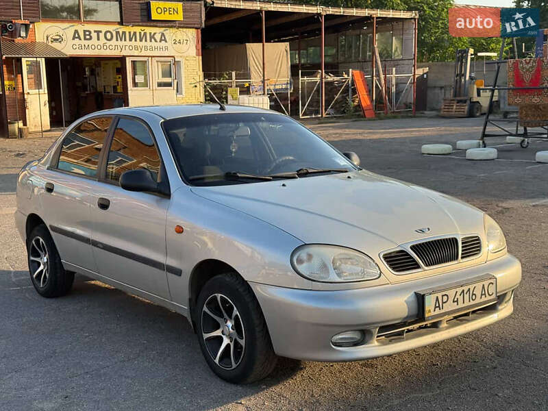 Седан Daewoo Sens 2004 в Марганце