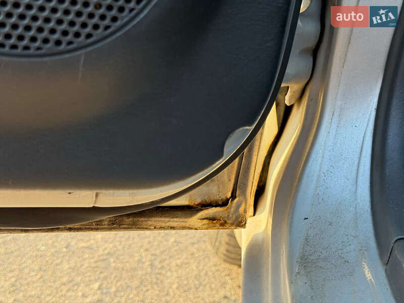 Седан Daewoo Sens 2004 в Марганце