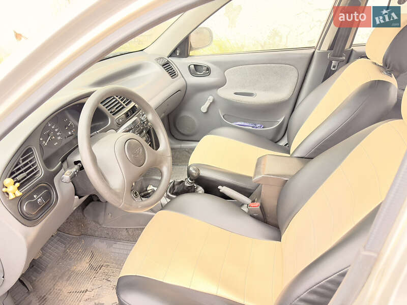 Седан Daewoo Sens 2007 в Киеве