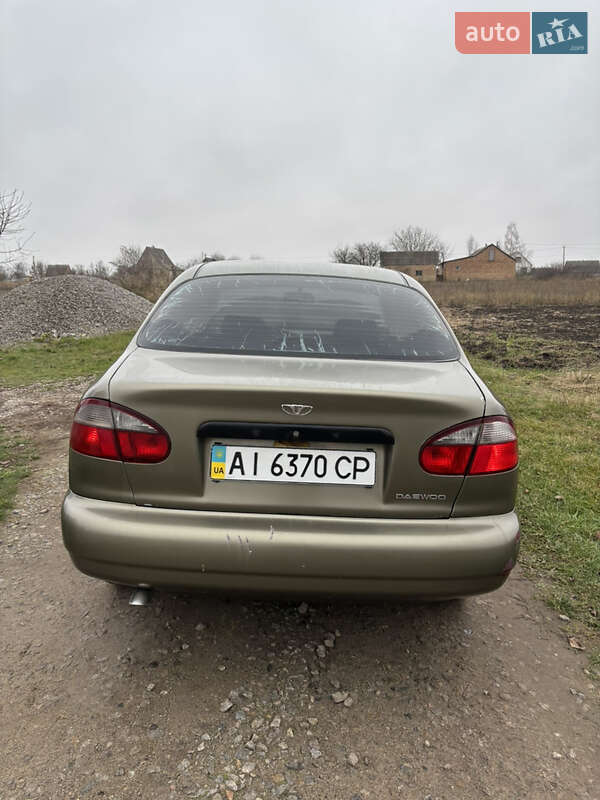 Седан Daewoo Sens 2003 в Сквире