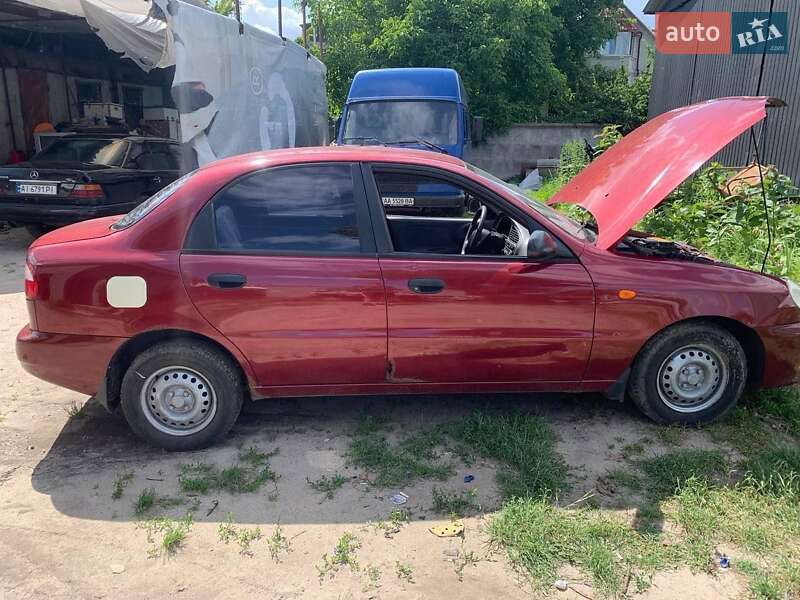 Седан Daewoo Sens 2006 в Макарові