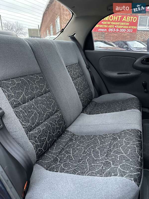 Седан Daewoo Sens 2004 в Смілі