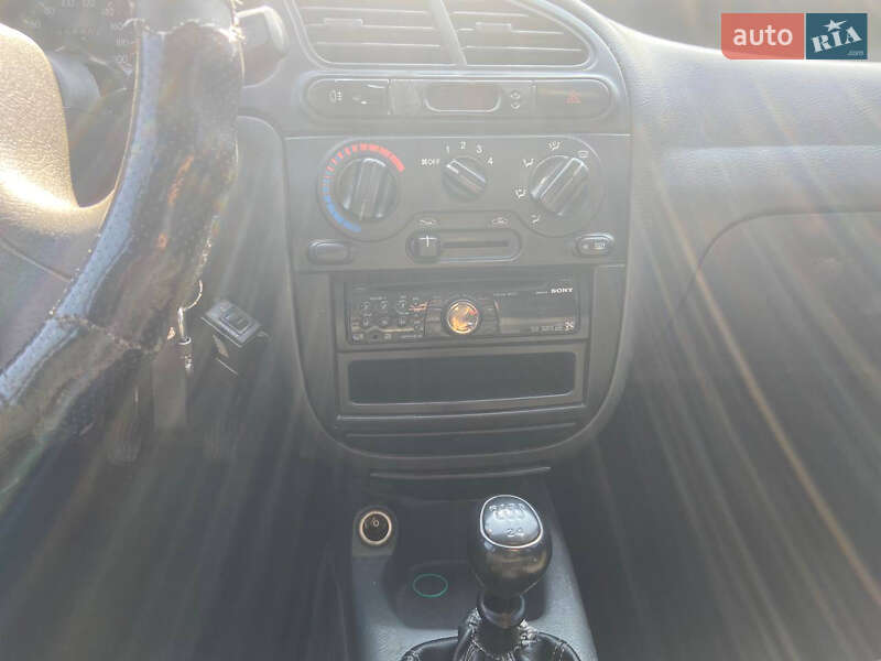 Седан Daewoo Sens 2006 в Первомайську