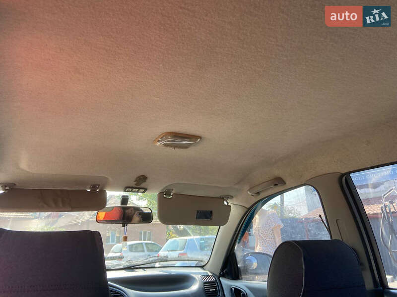 Седан Daewoo Sens 2006 в Первомайську