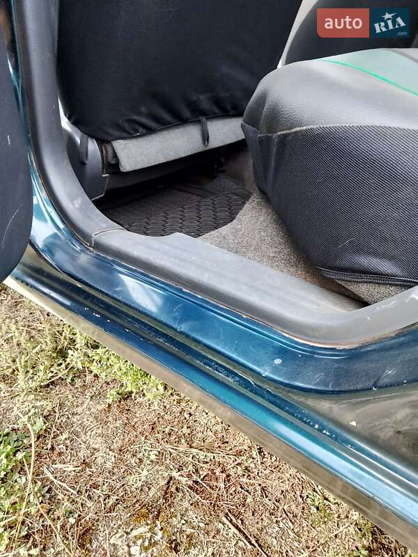 Седан Daewoo Sens 2005 в Иванкове