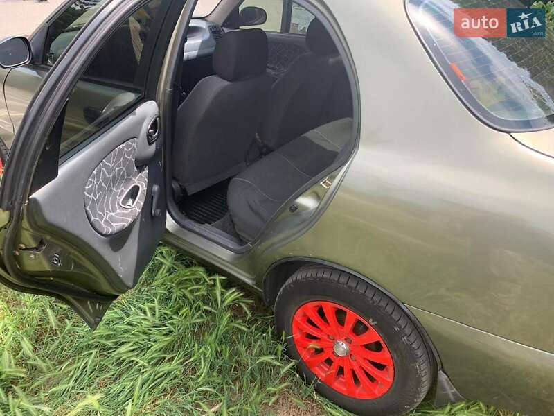 Седан Daewoo Sens 2004 в Запорожье