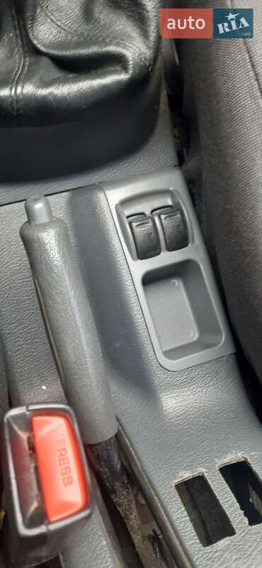 Седан Daewoo Sens 2003 в Солоницевке