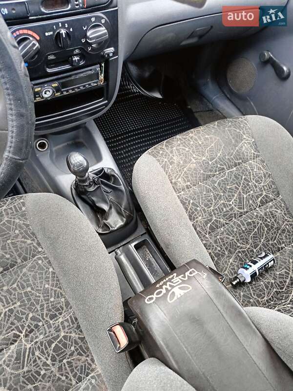 Седан Daewoo Sens 2004 в Тернополі