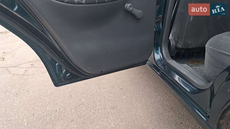 Седан Daewoo Sens 2002 в Харкові