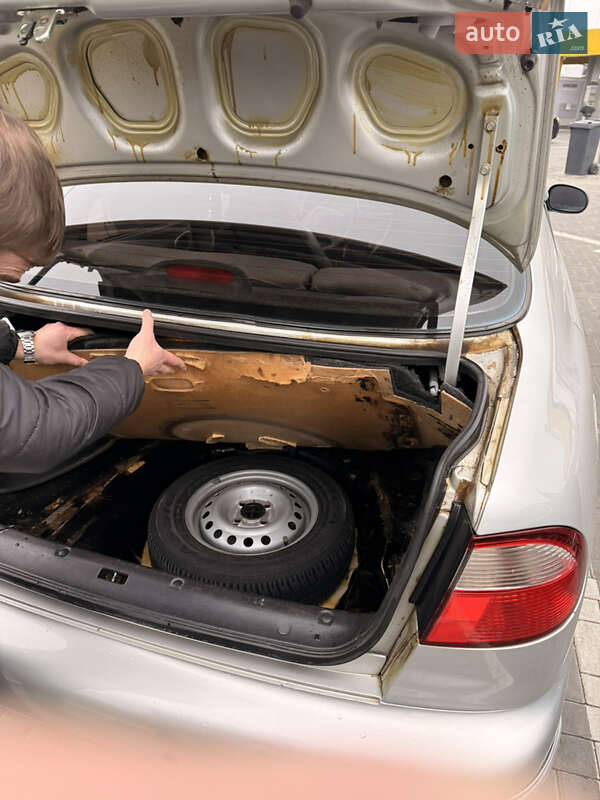 Седан Daewoo Sens 2004 в Днепре