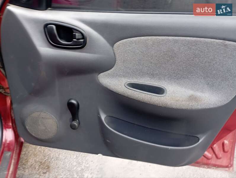 Седан Daewoo Sens 2005 в Литине