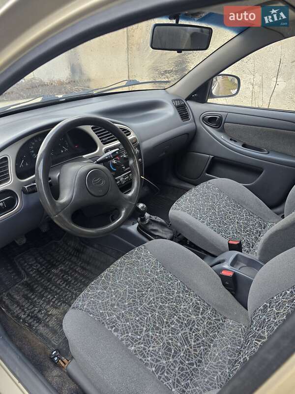 Седан Daewoo Sens 2011 в Харькове