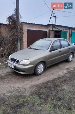 Седан Daewoo Sens 2007 в Чутовому