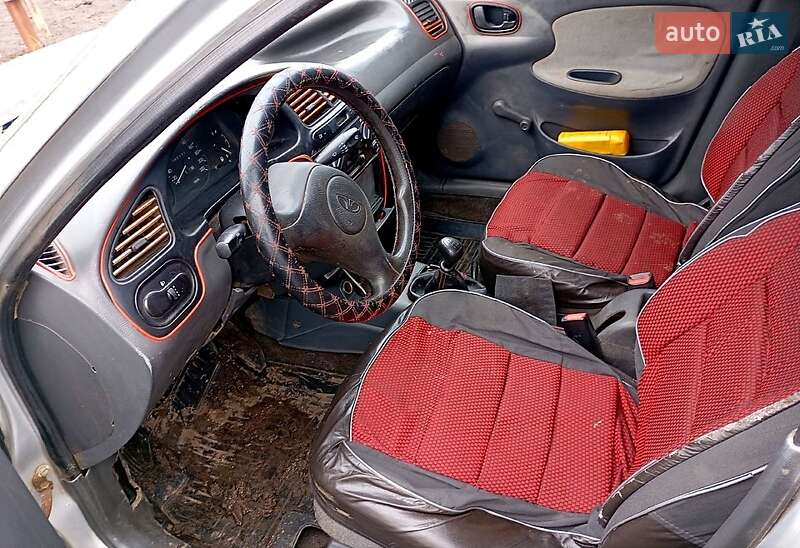 Седан Daewoo Sens 2005 в Карловке