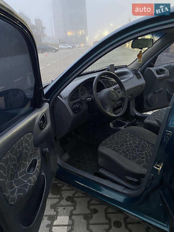 Седан Daewoo Sens 2004 в Тернополе