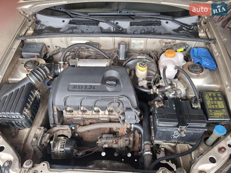 Седан Daewoo Sens 2004 в Кропивницком